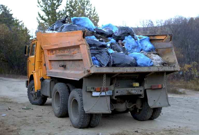 Вывоз бытового и строительного мусора по Балакову