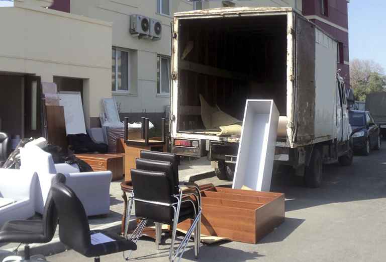 Заказ грузового автомобиля для отправки мебели : Коробки из Энгельса-19 в Курган