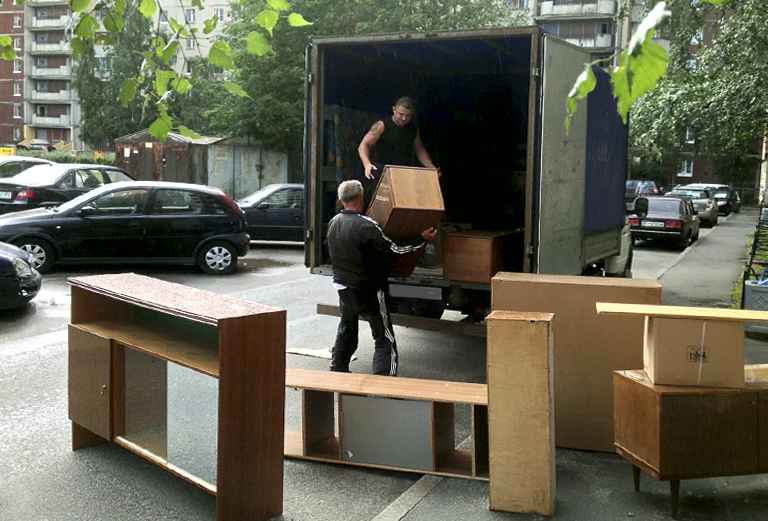 Заказ отдельного автомобиля для отправки мебели : Комод по Перми