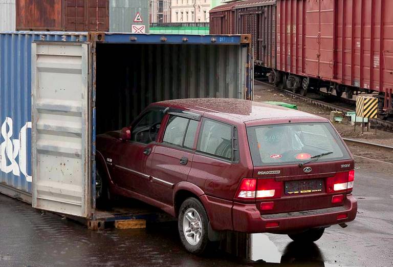 Жд доставка машины сеткой из Казани в Хабаровск